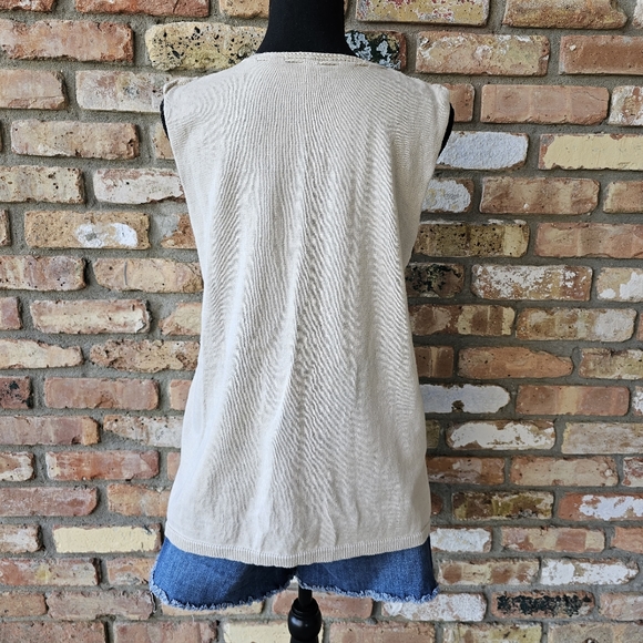 Sahalie Crochet Pattern Cotton/Ramie Sleeveless Top - Picture 4 of 16